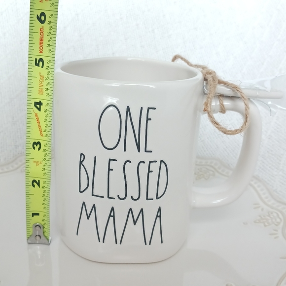 NWOT Rae Dunn Artisian Collection By Magenta ONE BLESSED MAMA Ceramic Mug - Picture 9 of 10